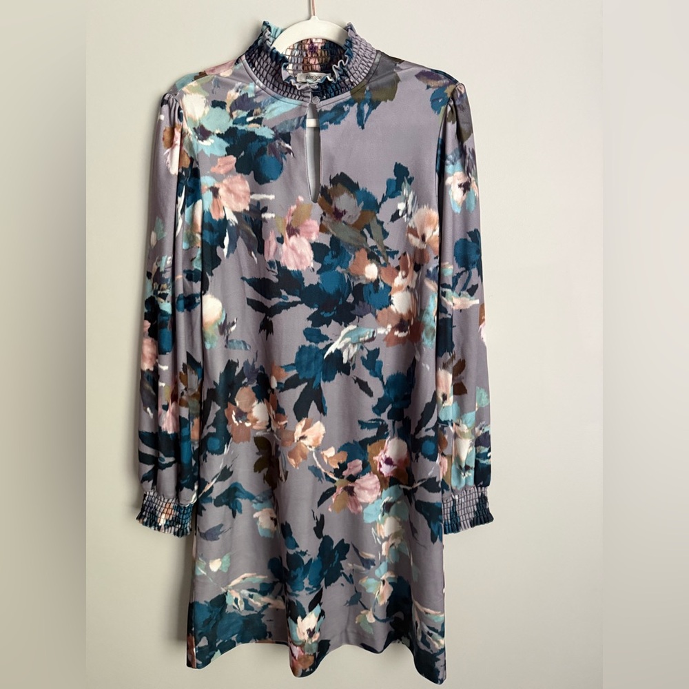 Tyler Boe Keyhole/Split Neck Floral Dress Size Medium